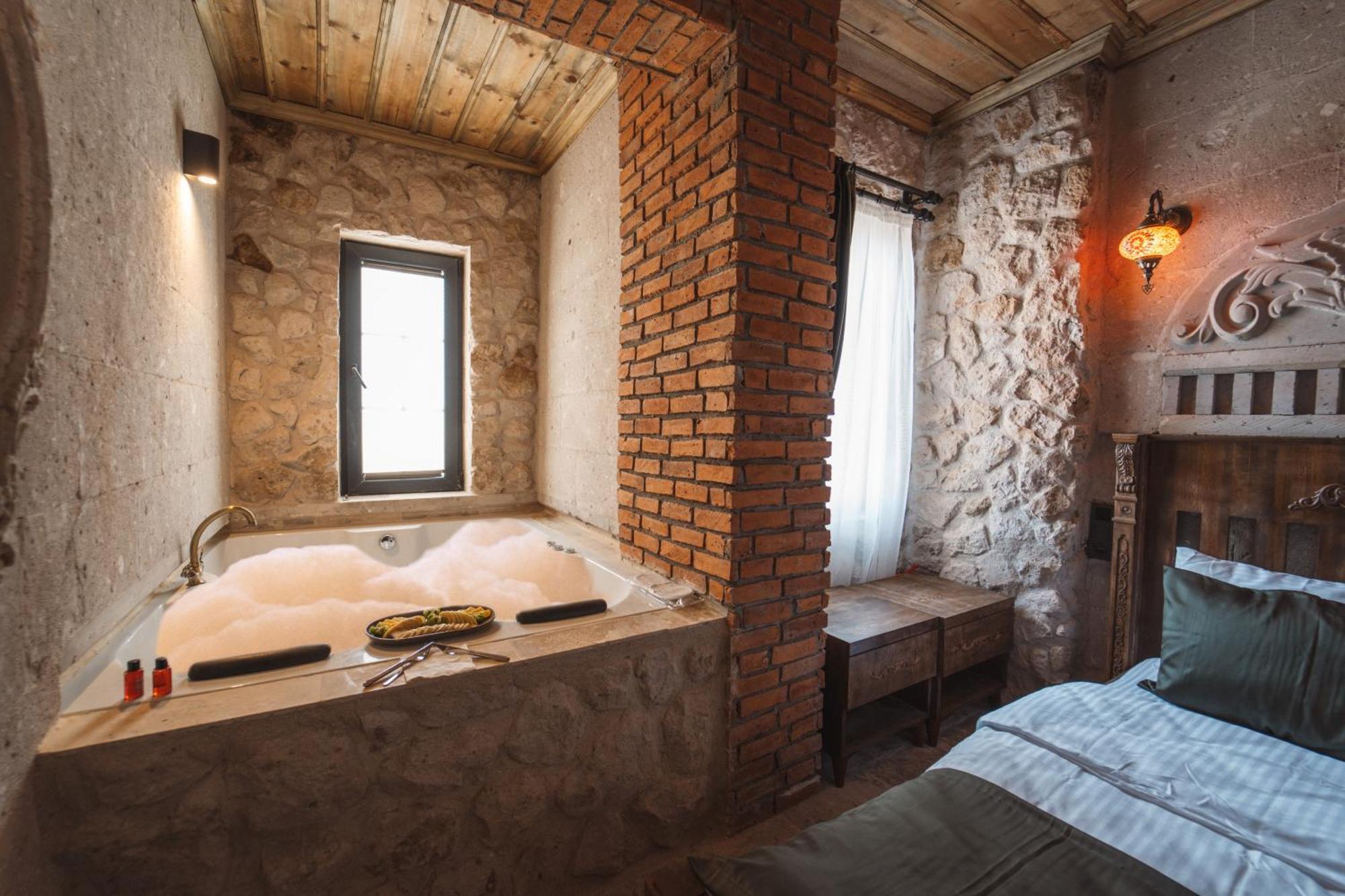 Hotel Alin Stone House Üchisar Exteriér fotografie