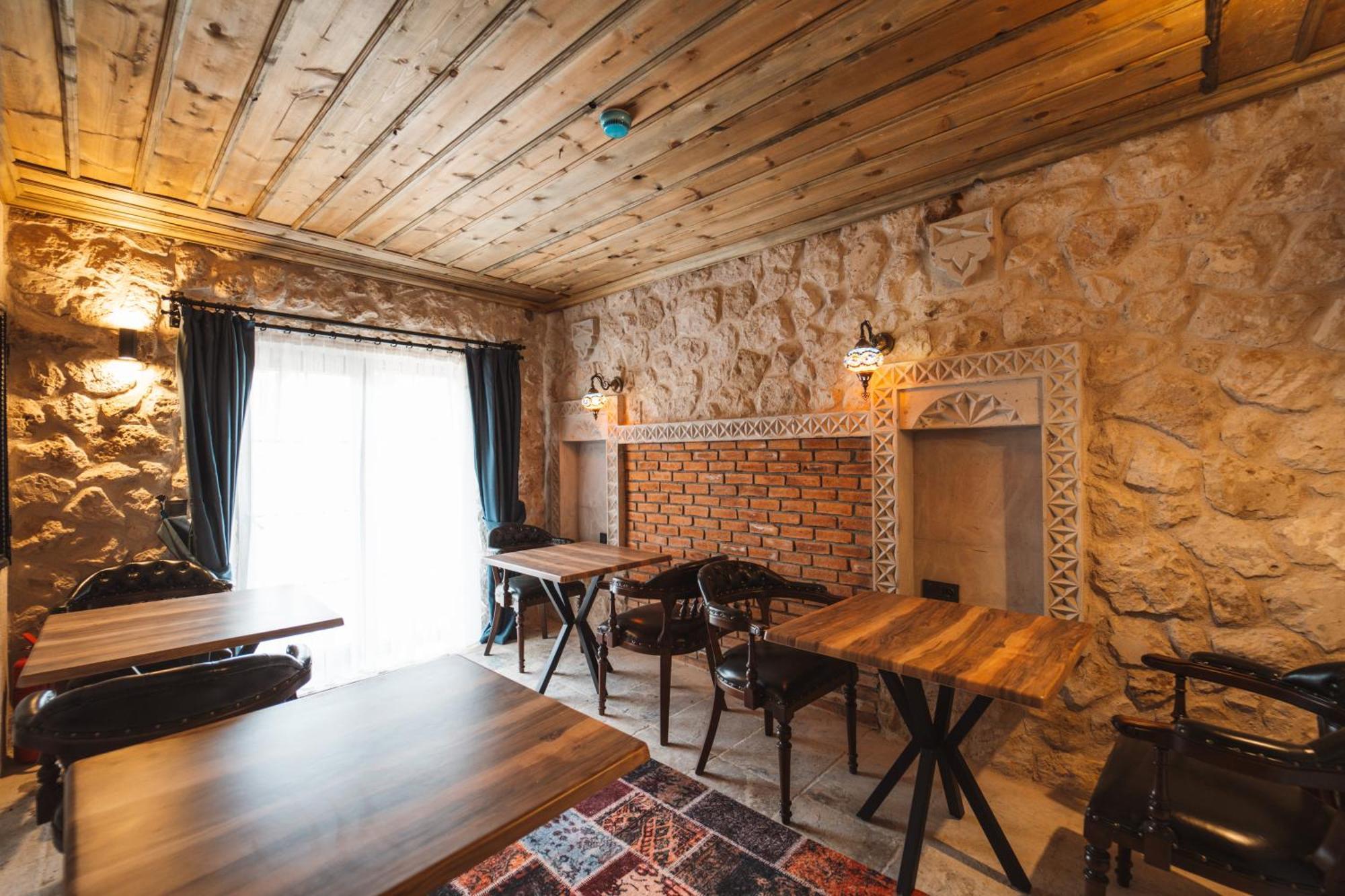 Hotel Alin Stone House Üchisar Exteriér fotografie
