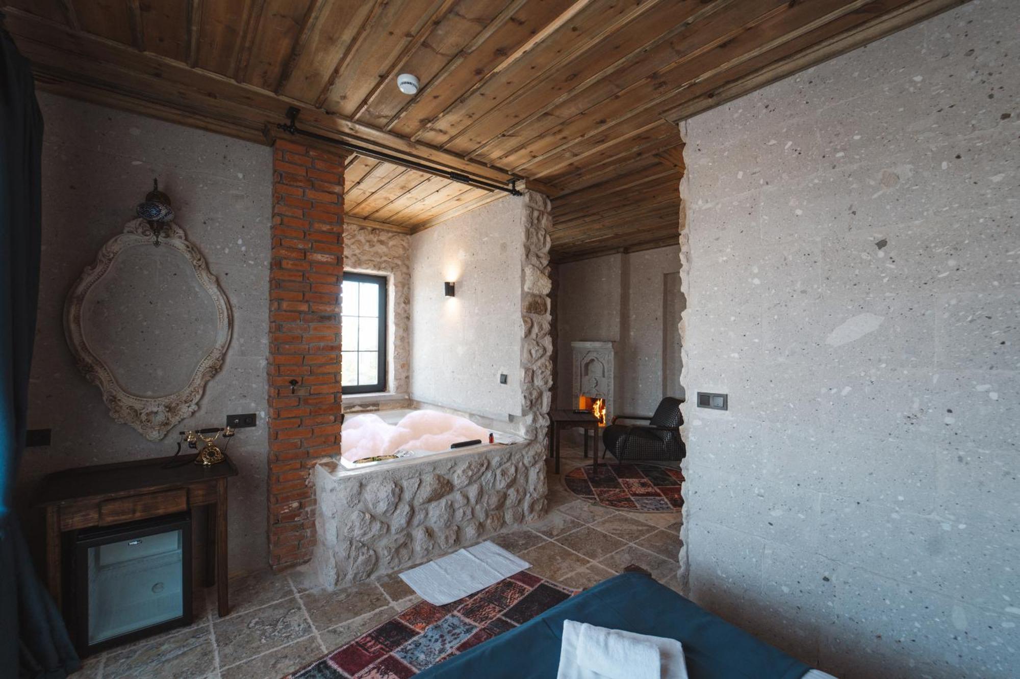 Hotel Alin Stone House Üchisar Exteriér fotografie